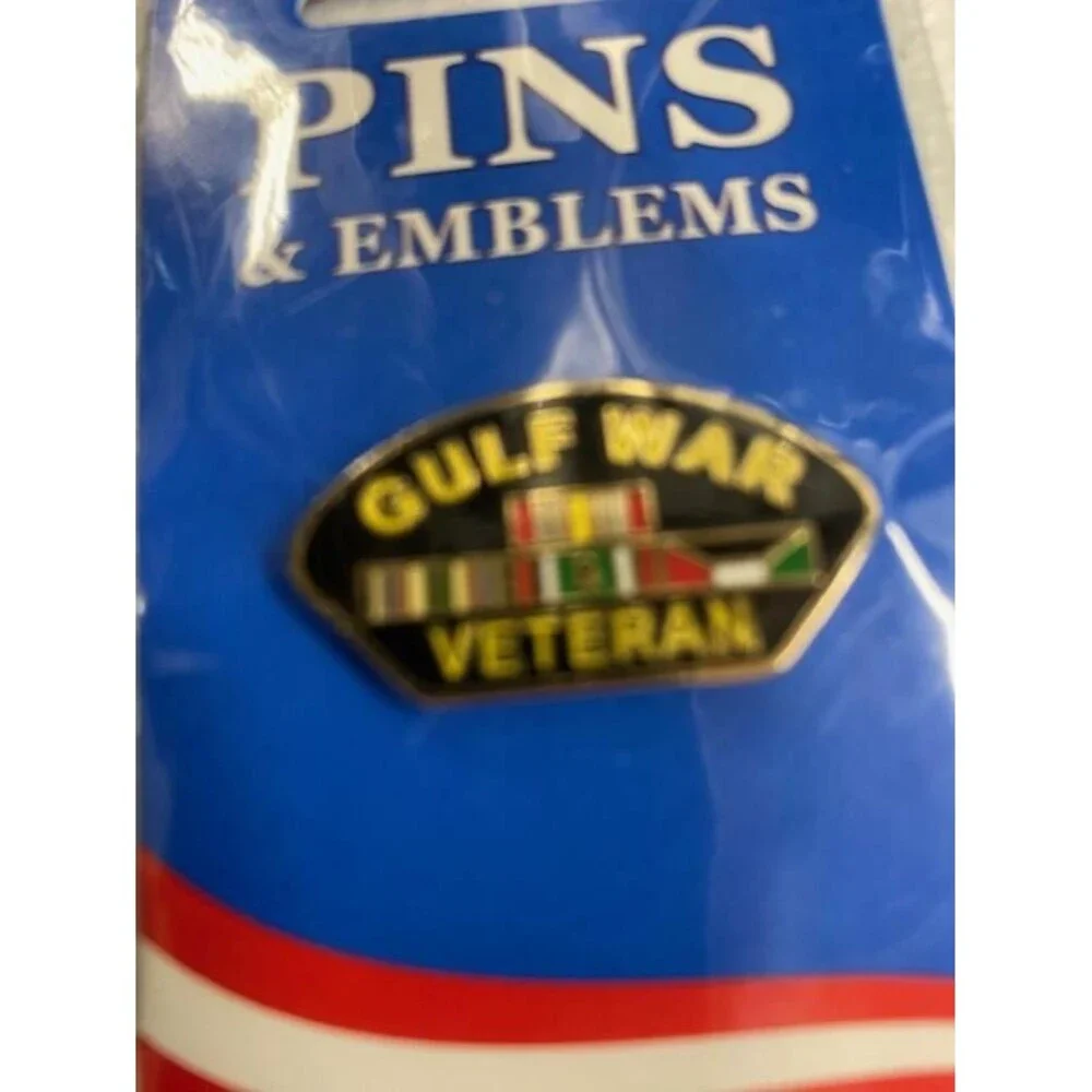 Lot of 2 Gulf War Veteran Lapel Pins Patriotic Collectors Series New Sealed
